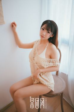 女子高生の腰つき